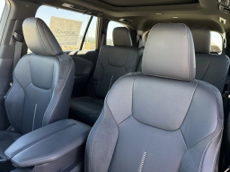 Lexus TX TX 550h+ Luxury AWD 2026