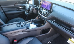 Toyota Grand Highlander Hybrid MAX Limited AWD (Natl) 2026