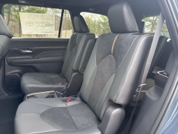 Toyota Grand Highlander Hybrid MAX Platinum AWD (Natl) 2026