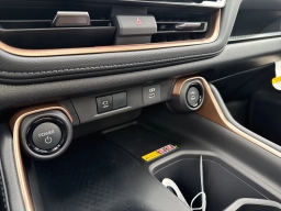 Toyota Grand Highlander Hybrid MAX Platinum AWD (Natl) 2026