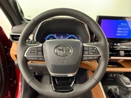 Toyota Highlander Hybrid Platinum AWD (Natl) 2026