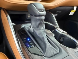 Toyota Highlander Hybrid Platinum AWD (Natl) 2026