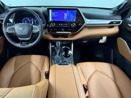 Toyota Highlander Hybrid Platinum AWD (Natl) 2026