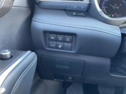 Toyota Highlander Hybrid Platinum AWD (Natl) 2026