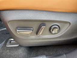 Toyota Highlander Hybrid Platinum AWD (Natl) 2026