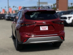 Toyota Highlander Hybrid Platinum AWD (Natl) 2026