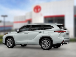 Toyota Highlander Hybrid Platinum AWD (Natl) 2026