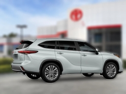 Toyota Highlander Hybrid Platinum AWD (Natl) 2026
