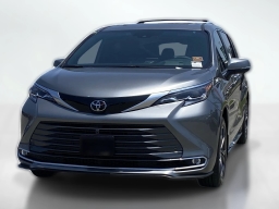 Toyota Sienna Platinum AWD 7-Passenger (Natl) 2026
