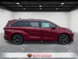 Toyota Sienna Platinum AWD 7-Passenger (Natl) 2026
