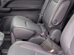 Toyota Sienna Platinum AWD 7-Passenger (Natl) 2026