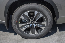 Toyota Highlander Hybrid XLE AWD (Natl) 2026