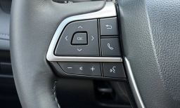 Toyota Highlander Hybrid XLE AWD (Natl) 2026