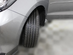 Toyota Sienna LE FWD 8-Passenger (Natl) 2026