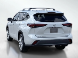 Toyota Highlander Hybrid Limited AWD (Natl) 2026