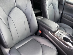 Toyota Highlander Hybrid Limited AWD (Natl) 2026