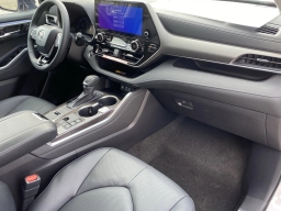 Toyota Highlander Hybrid Limited AWD (Natl) 2026