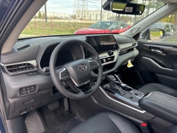 Toyota Highlander Hybrid Limited AWD (Natl) 2026