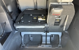 Toyota Sienna XLE FWD 8-Passenger (Natl) 2026