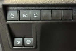 Toyota Sienna XLE FWD 8-Passenger (Natl) 2026