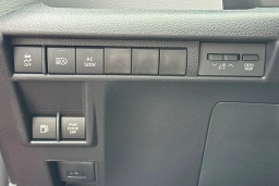 Toyota Sienna XLE FWD 8-Passenger (Natl) 2026