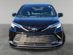Toyota Sienna Limited AWD 7-Passenger (Natl) 2026