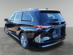 Toyota Sienna Limited AWD 7-Passenger (Natl) 2026