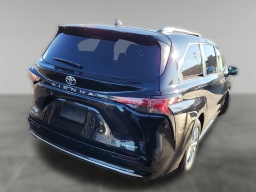 Toyota Sienna Limited AWD 7-Passenger (Natl) 2026