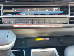 Toyota Sienna Limited AWD 7-Passenger (Natl) 2026