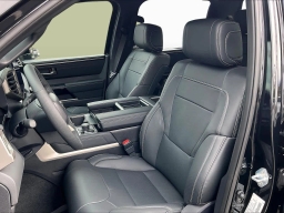 Toyota Tundra 4WD Limited CrewMax 5.5' Bed (Natl) 2026