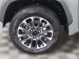 Toyota Tundra 4WD Limited CrewMax 5.5' Bed (Natl) 2026