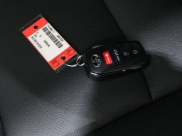 Toyota Tundra 4WD Limited CrewMax 5.5' Bed (Natl) 2026