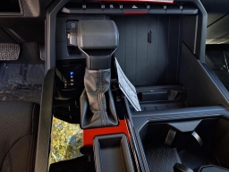 Toyota Tundra 2WD SR Double Cab 6.5' Bed (Natl) 2026