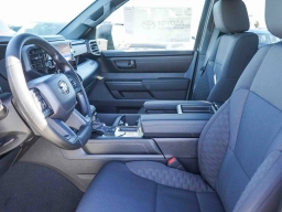 Toyota Tundra 2WD SR Double Cab 6.5' Bed (Natl) 2026