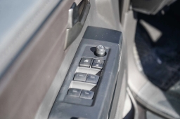 Toyota Tundra 2WD SR Double Cab 6.5' Bed (Natl) 2026