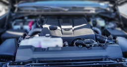 Toyota Tundra 2WD SR Double Cab 8.1' Bed (Natl) 2026