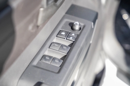 Toyota Tundra 2WD SR Double Cab 8.1' Bed (Natl) 2026