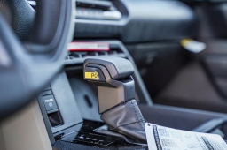 Toyota Tundra 2WD SR Double Cab 8.1' Bed (Natl) 2026