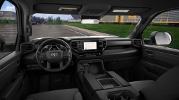 Toyota Tundra 4WD SR CrewMax 5.5' Bed (Natl) 2026