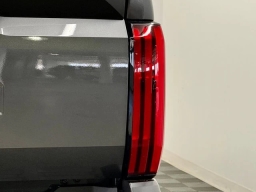 Toyota Tundra 4WD SR CrewMax 5.5' Bed (Natl) 2026