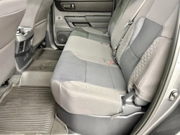 Toyota Tundra 4WD SR CrewMax 5.5' Bed (Natl) 2026