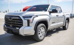 Toyota Tundra 2WD SR5 CrewMax 5.5' Bed (Natl) 2026
