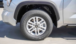 Toyota Tundra 2WD SR5 CrewMax 5.5' Bed (Natl) 2026