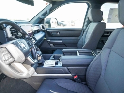 Toyota Tundra 2WD SR5 CrewMax 5.5' Bed (Natl) 2026