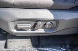 Toyota Tundra 2WD SR5 CrewMax 5.5' Bed (Natl) 2026