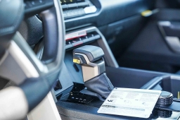 Toyota Tundra 2WD SR5 CrewMax 5.5' Bed (Natl) 2026