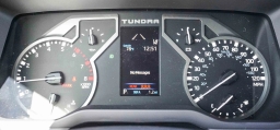 Toyota Tundra 2WD SR5 CrewMax 5.5' Bed (Natl) 2026