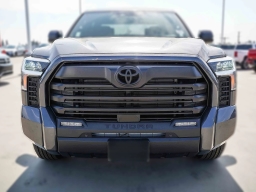 Toyota Tundra 2WD SR5 CrewMax 5.5' Bed (Natl) 2026