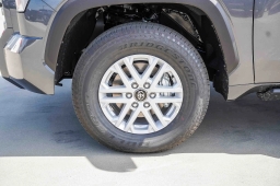 Toyota Tundra 2WD SR5 CrewMax 5.5' Bed (Natl) 2026