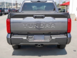 Toyota Tundra 2WD SR5 CrewMax 5.5' Bed (Natl) 2026